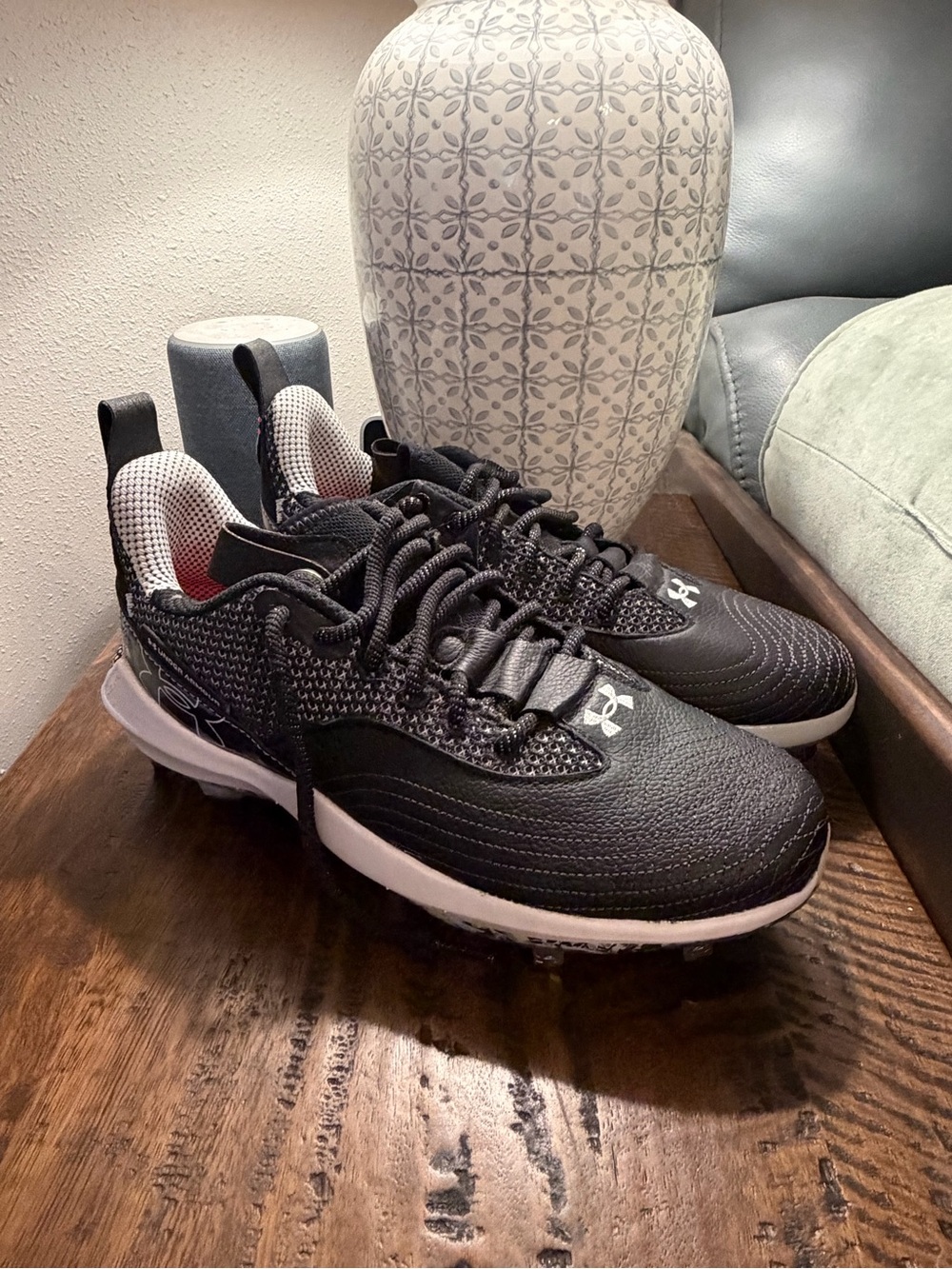 NWT Under Armor Harper 8 RL Baseball Cleats Black White Mens Size 9 - Picture 2 of 8